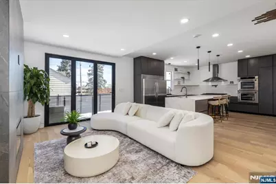 33 Elycroft Parkway, Rutherford, NJ 07070 - Photo 8