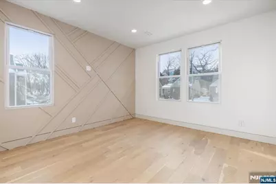 33 Elycroft Parkway, Rutherford, NJ 07070 - Photo 18