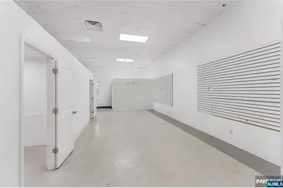 43 Merchant Street 216 #216, Newark, NJ 07105 - Photo 2
