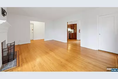 100 E Palisade Avenue A24 #A24, Englewood, NJ 07631 - Photo 10