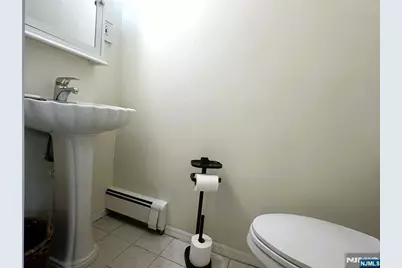 53 Bergen Avenue, Waldwick, NJ 07463 - Photo 6