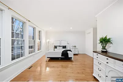 8 Woodstone Circle, Millburn, NJ 07078 - Photo 28