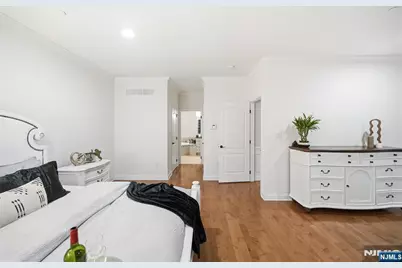 8 Woodstone Circle, Millburn, NJ 07078 - Photo 30