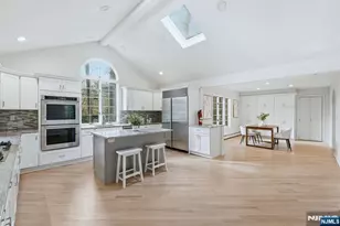 921 Franklin Lake Rd, Franklin Lakes, NJ 07417 - Photo 14