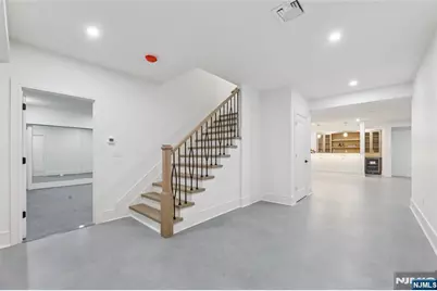 311 Farview Avenue, Paramus, NJ 07652 - Photo 40