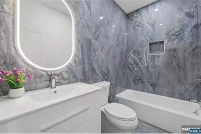 311 Farview Avenue, Paramus, NJ 07652 - Photo 34