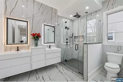 311 Farview Avenue, Paramus, NJ 07652 - Photo 20