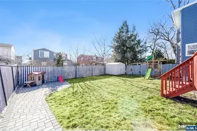 23-26 Berkshire Road, Fair Lawn, NJ 07410 - Photo 32