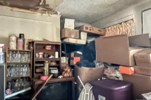 25 Bostwick Ave, Jersey City, NJ 07305 - Photo 12