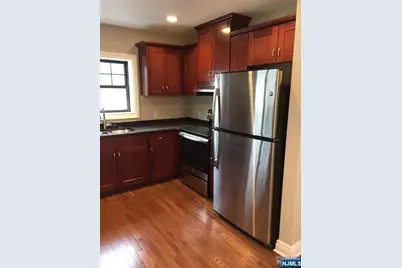 648 Godwin Avenue 3 #3, Midland Park, NJ 07432 - Photo 4