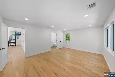 42 Howland Avenue, River Edge, NJ 07661 - Photo 24