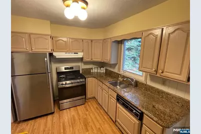 1105 Belle Avenue, Teaneck Township, NJ 07666 - Photo 10