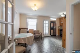 820 Elizabeth, Ridgefield, NJ 07657 - Photo 6