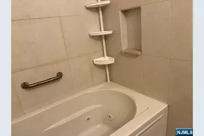 300 Winston Drive L 07 #L 07, Cliffside Park, NJ 07010 - Photo 8