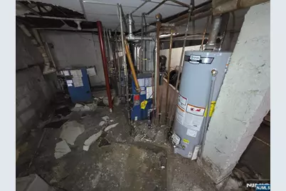 245-247 Court Avenue, Lyndhurst Township, NJ 07071 - Photo 30