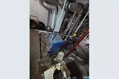 249-251 Court Avenue, Lyndhurst Township, NJ 07071 - Photo 24