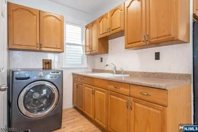 30 Pleasant Avenue, Clifton, NJ 07013 - Photo 8