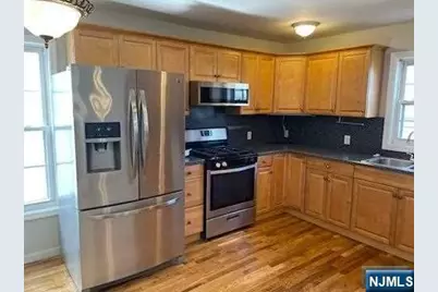 22 Broadway 2 #2, Hackensack, NJ 07601 - Photo 2