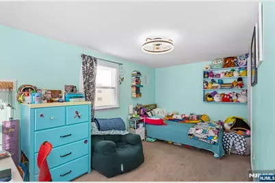 127 Tuella Avenue, Elmwood Park, NJ 07407 - Photo 22