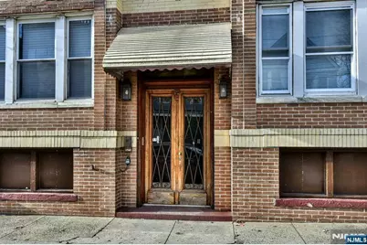 11 1/2 Rutgers Avenue 4 #4, Jersey City, NJ 07305 - Photo 2
