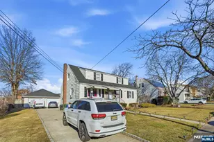 111 10th St, Linden, NJ 07036 - Photo 2