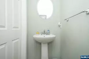 241 Brower Ct 241, West New York, NJ 07093 - Photo 8