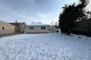 521 Weart Ave, Lyndhurst Township, NJ 07071 - Photo 34