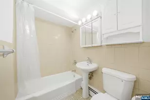 213 Park Ave 7, East Rutherford, NJ 07073 - Photo 12