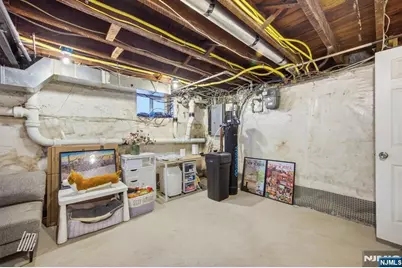 331 Undercliff Avenue, Edgewater, NJ 07020 - Photo 36