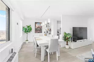 307 Prospect Ave 17D, Hackensack, NJ 07601 - Photo 4