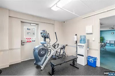 307 Prospect Avenue 17D #17D, Hackensack, NJ 07601 - Photo 22