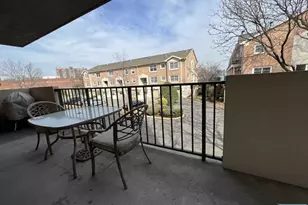 200 Grand Cove Way 2A, Edgewater, NJ 07020 - Photo 10