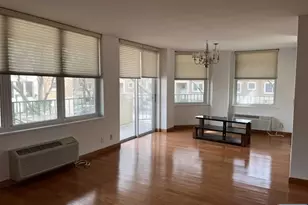 200 Grand Cove Way 2A, Edgewater, NJ 07020 - Photo 1