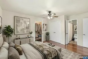117 Sunset Key 117, Secaucus, NJ 07094 - Photo 4