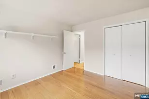 117 Sunset Key 117, Secaucus, NJ 07094 - Photo 12