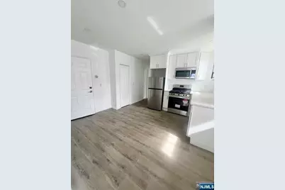 280 Macarthur Avenue 3 #3, Garfield, NJ 07026 - Photo 2
