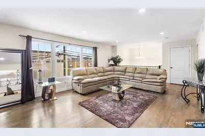 128 Baltimore Avenue, Hillside, NJ 07205 - Photo 4
