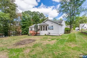 9 Forest Terrace, Wayne, NJ 07470 - Photo 22