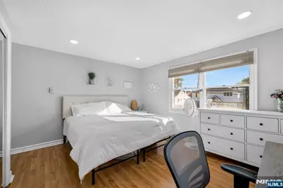 21 Kipp Avenue, Lodi, NJ 07644 - Photo 28