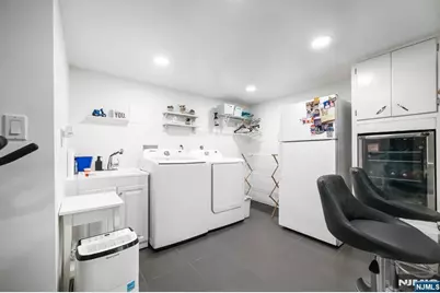 21 Kipp Avenue, Lodi, NJ 07644 - Photo 34