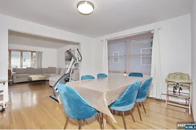 140 Prospect Street, Hasbrouck Heights, NJ 07604 - Photo 8