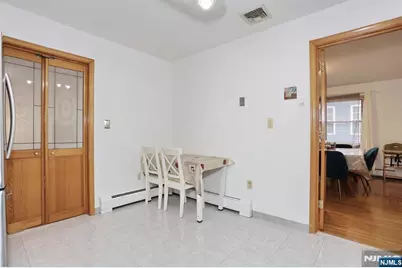 140 Prospect Street, Hasbrouck Heights, NJ 07604 - Photo 12