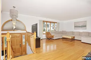 140 Prospect St, Hasbrouck Heights, NJ 07604 - Photo 4