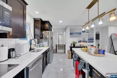 241 Orange Street, Dunellen, NJ 08812 - Photo 8