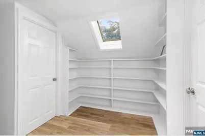 213 Oratam Terrace, Leonia, NJ 07605 - Photo 18