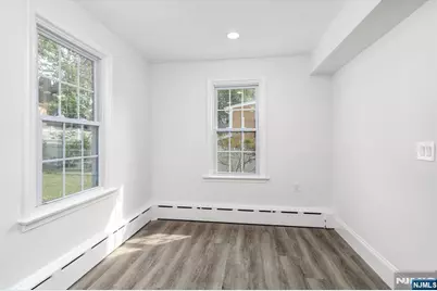 213 Oratam Terrace, Leonia, NJ 07605 - Photo 14