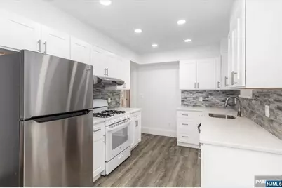 213 Oratam Terrace, Leonia, NJ 07605 - Photo 12