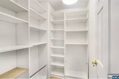 300 Main Street 811 #811, Little Falls Township, NJ 07424 - Photo 16