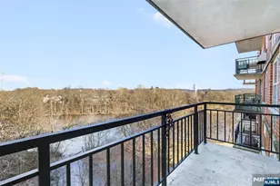 300 Main Street 811, Little Falls Township, NJ 07424 - Photo 8