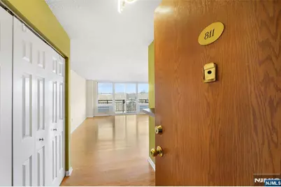 300 Main Street 811 #811, Little Falls Township, NJ 07424 - Photo 2